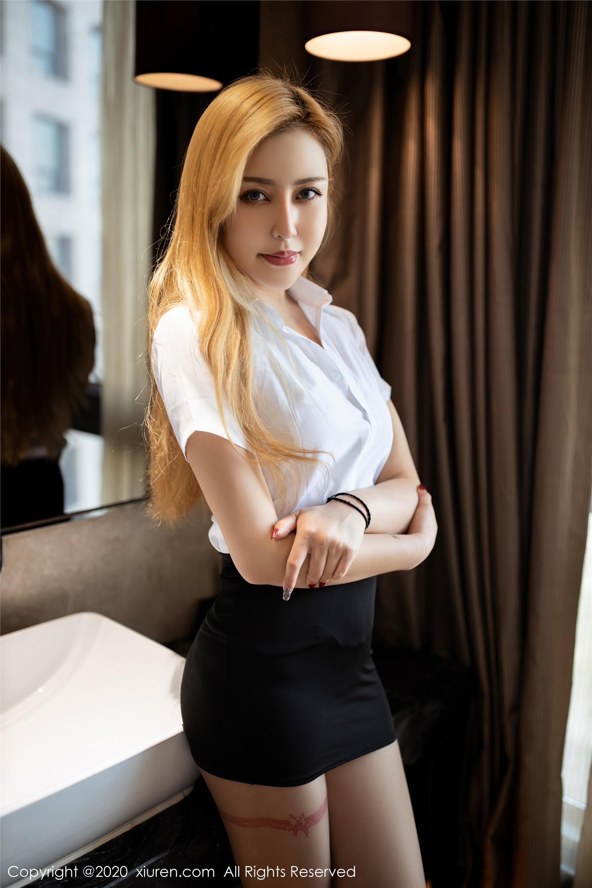 XIUREN秀人网 2020.10.22 Vol.2685 徐安冉miki